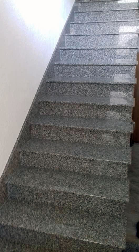 Ентериери изработени од гранит и мермер