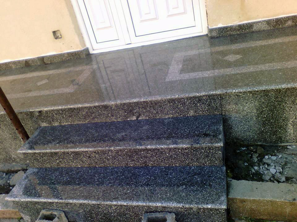 Екстериери изработени од мермер и гранит