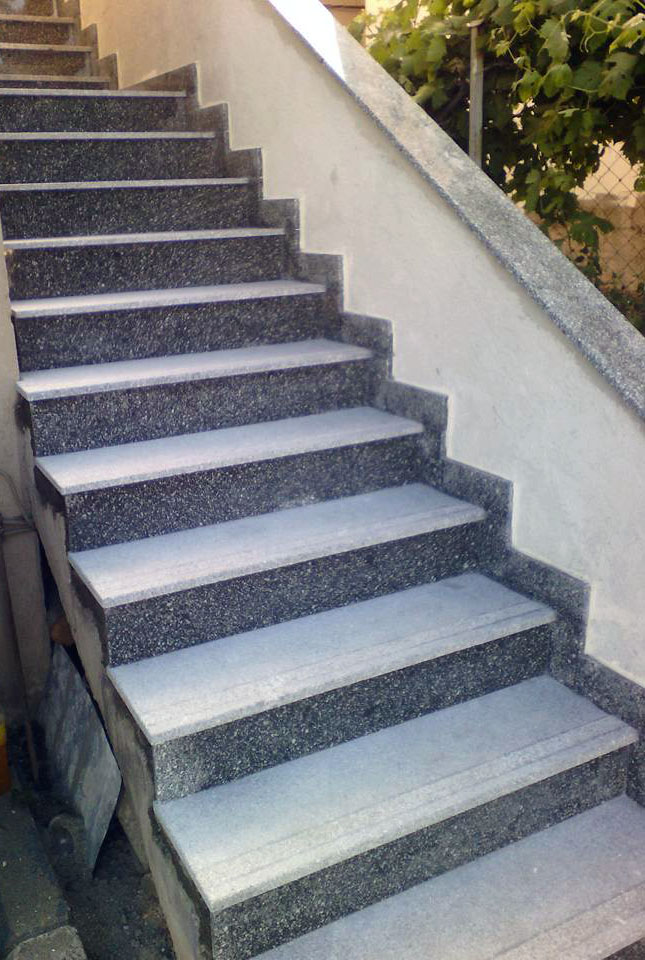 Екстериери изработени од мермер и гранит