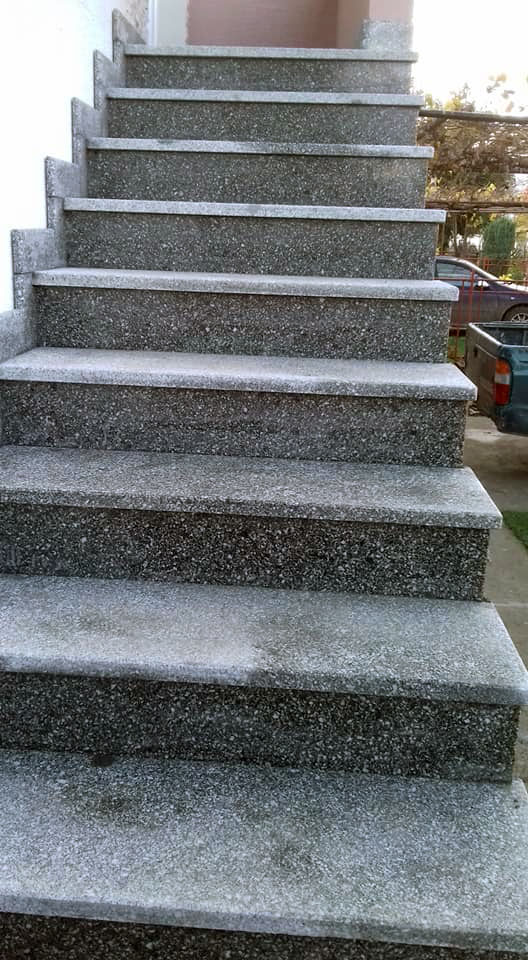 Екстериери изработени од мермер и гранит