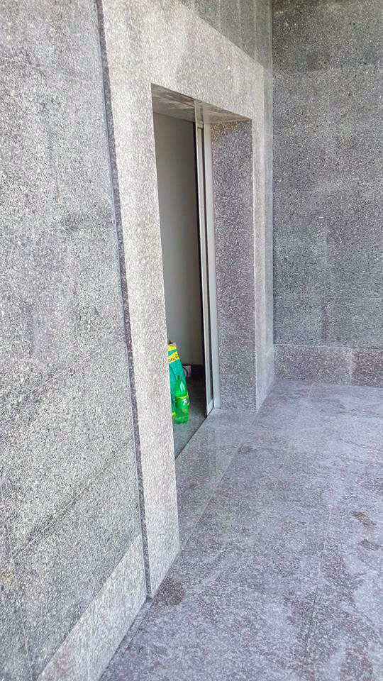 La Piscina Marble & Granite